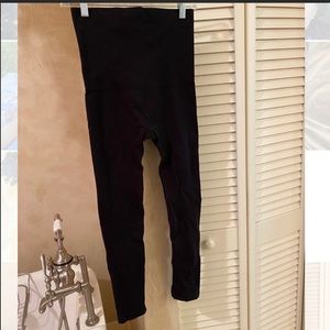 Belly bandit mother tucker leggings size small